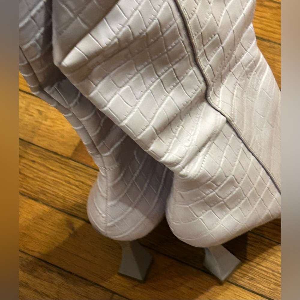 Aldo Elegant lilac Croc-Embossed Knee-High Boots size 10 - Picture 5 of 12